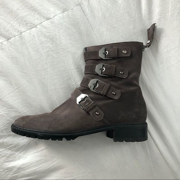 STUART WEITZMAN Jitterbug Suede Boot Seal 8 - Picture 9 of 16